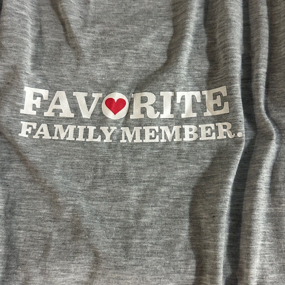 The Dodo ‘Favorite Family Member' Grey Dog T-Shirt with Yellow Trim Size L - Picture 6 of 12